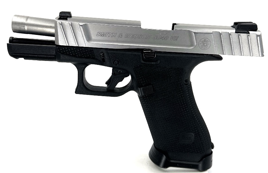 Gun 2.jpg